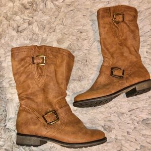 Brown BareTraps Boots
